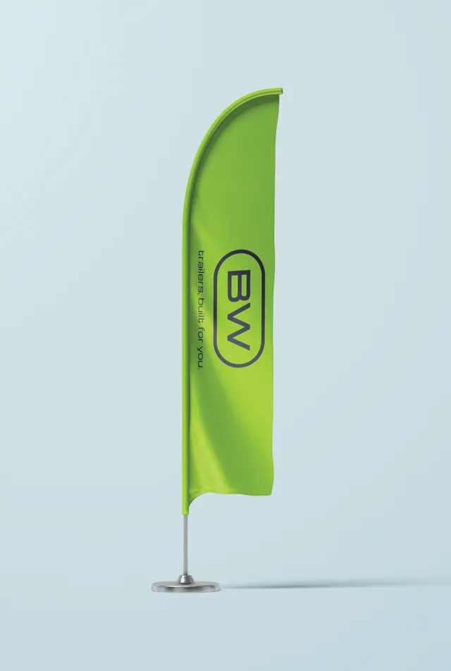 Beachvlag in lime met het BW-logo.
